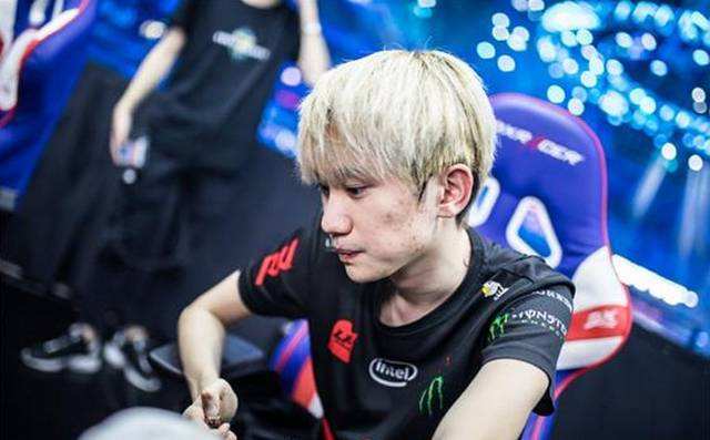 自加盟利物 自加盟利物